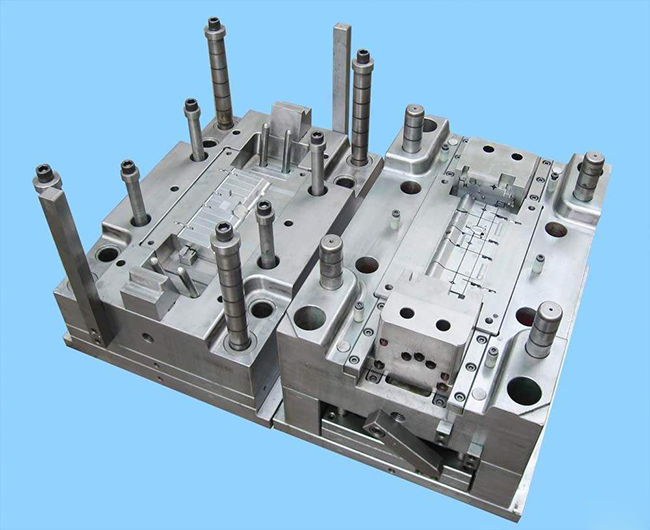 深圳塑膠模具廠，如何延長(zhǎng)模具的使用壽命?